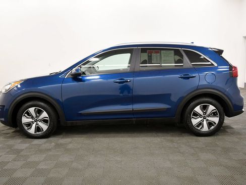 Used 2019 Kia Niro LX FWD image 4
