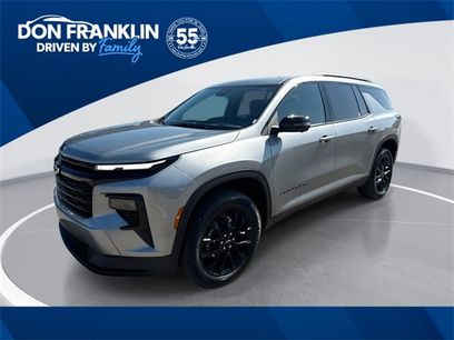 Used 2025 Chevrolet Traverse LT w/ Midnight/Sport Edition