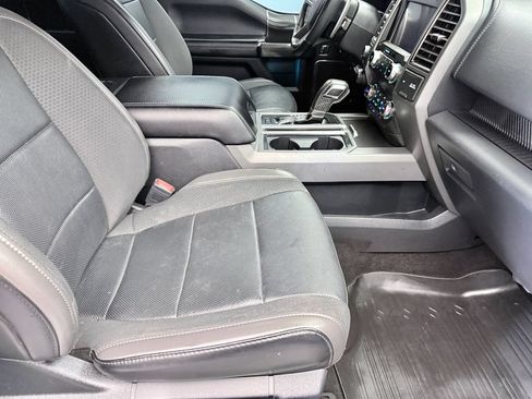 Used 2019 Ford F150 Raptor w/ Equipment Group 802A Luxury AWD/4WD image 12