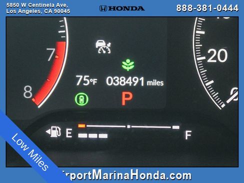 Used 2023 Honda Civic LX image 2