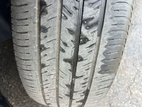 Used 2024 Hyundai Elantra Blue image 34