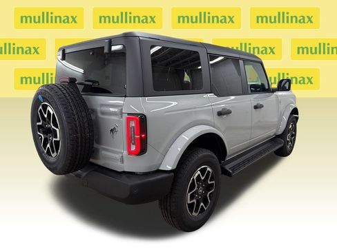 New 2026 Ford Bronco Outer Banks AWD/4WD image 3