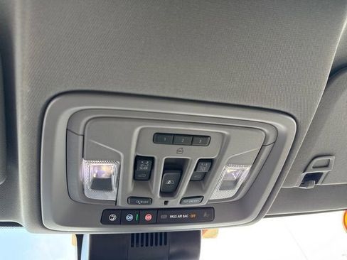 Used 2024 GMC Sierra 1500 Denali w/ Denali Reserve Package AWD/4WD image 31