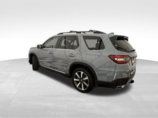 Used 2023 Honda Pilot Elite video 2