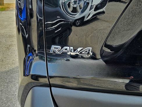 Used 2023 Toyota RAV4 XLE image 13