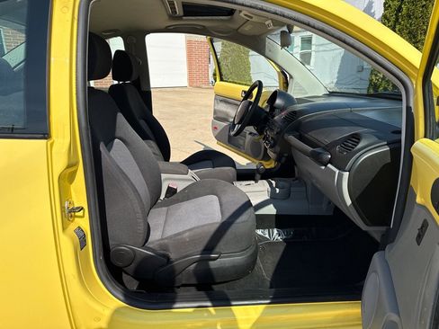 Used 2005 Volkswagen Beetle GLS image 10