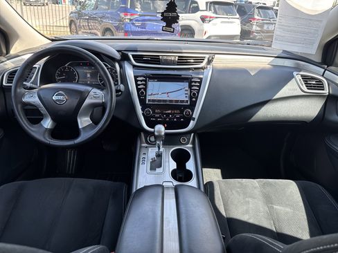 Used 2016 Nissan Murano SV FWD image 9