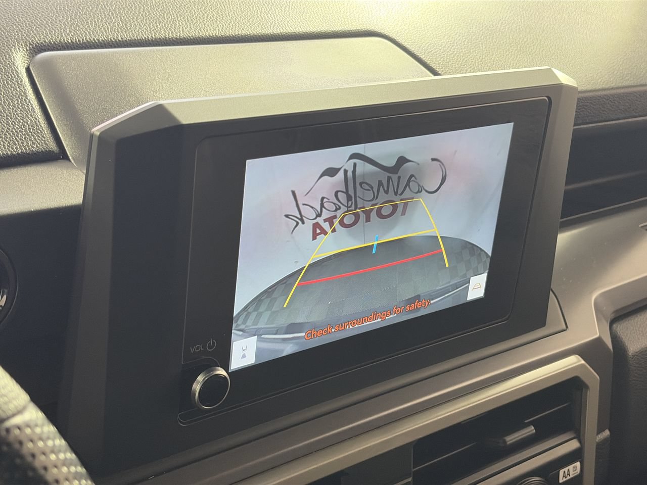 Used 2025 Toyota Tacoma SR5 AWD/4WD image 16