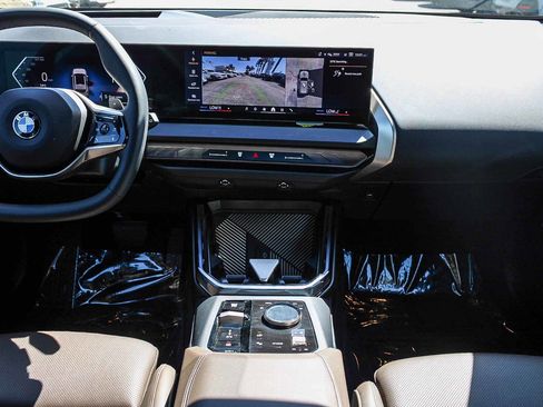 Certified 2025 BMW X3 xDrive30 AWD/4WD image 12