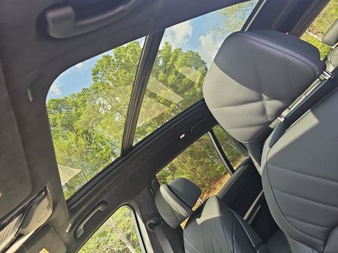 New 2026 BMW X7 xDrive40i w/ M Sport Package AWD/4WD image 30