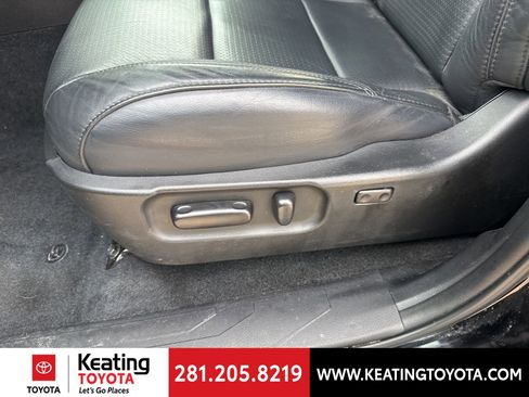 Used 2023 Toyota Tacoma Limited image 10