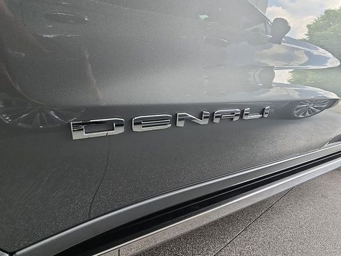 Certified 2026 GMC Sierra 1500 Denali w/ Denali Reserve Package AWD/4WD image 32