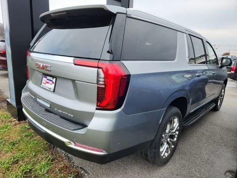 New 2026 GMC Yukon XL Elevation w/ Elevation Premium Package AWD/4WD image 3
