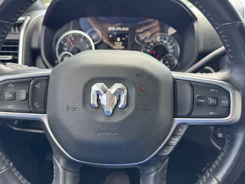 Used 2024 RAM 2500 Big Horn AWD/4WD image 28