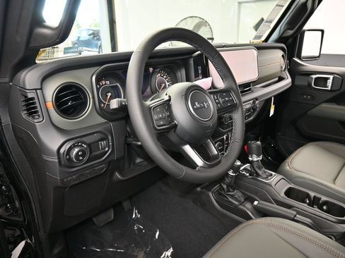 New 2026 Jeep Gladiator Mojave AWD/4WD image 11