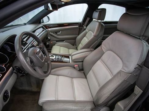 Used 2009 Audi S8 4dr Sedan image 18