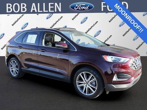 Used 2023 Ford Edge Titanium w/ Class II Trailer Tow Package AWD/4WD image 1