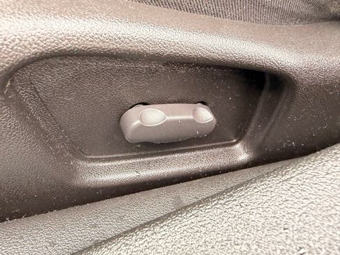 Used 2009 Chevrolet Malibu LT w/ Power Convenience Package FWD image 15