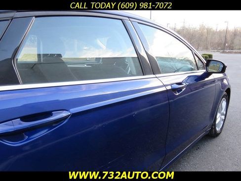Used 2014 Ford Fusion SE image 18
