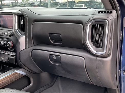 Used 2020 Chevrolet Silverado 1500 LT Trail Boss image 17