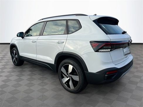 New 2026 Volkswagen Taos S image 5