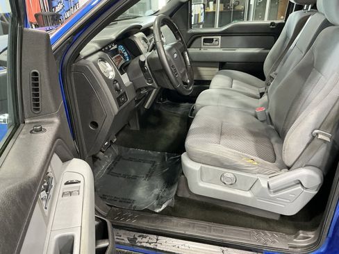 Used 2011 Ford F150 XLT w/ XLT Convenience Pkg image 3