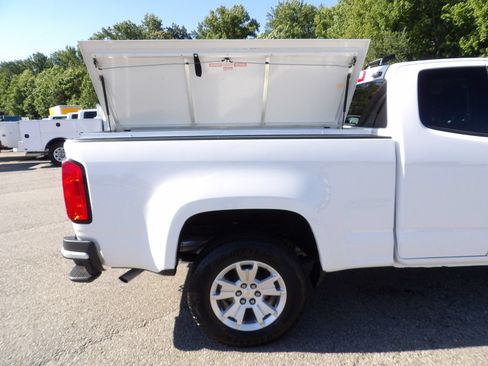 Used 2022 Chevrolet Colorado LT w/ Fleet Safety Package RWD image 44