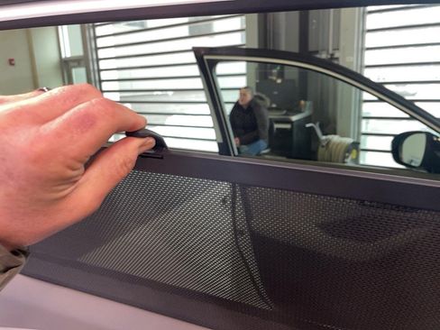 Used 2023 Nissan Rogue SL w/ SL Premium Package image 16