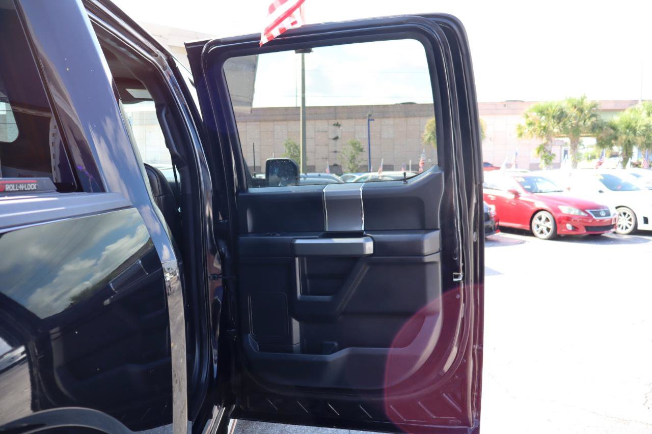 Used 2017 Ford F150 XLT w/ Equipment Group 302A Luxury AWD/4WD image 26