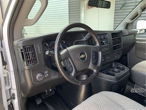 Used 2022 Chevrolet Express 2500 w/ Driver Convenience Package RWD image 27