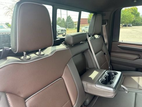 Certified 2025 GMC Sierra 3500 Denali w/ Denali Reserve Package AWD/4WD image 22