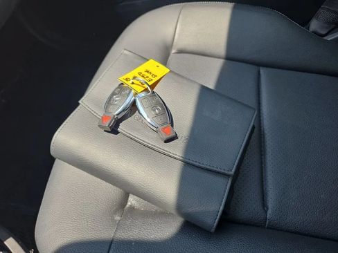 Used 2015 Mercedes-Benz E 350 Sedan w/ Premium 1 Package image 43