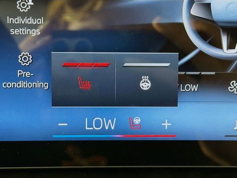 New 2026 BMW X5 xDrive40i w/ M Sport Package AWD/4WD image 21