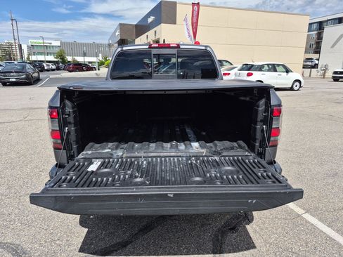 Used 2022 Nissan Frontier SV AWD/4WD image 27