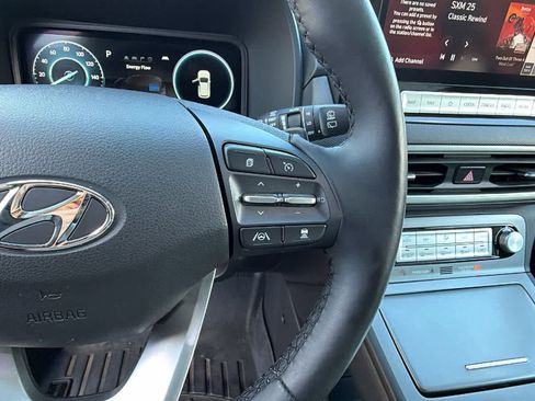 Used 2022 Hyundai Kona Limited image 20