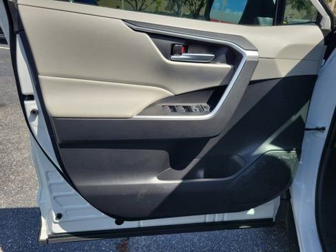 Certified 2025 Toyota RAV4 XLE Premium image 12