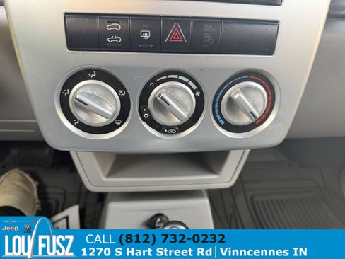 Used 2007 Chrysler PT Cruiser Convertible w/ Spring Special Group image 17