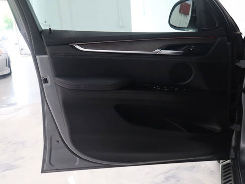 Used 2018 BMW X5 xDrive35i AWD/4WD image 12