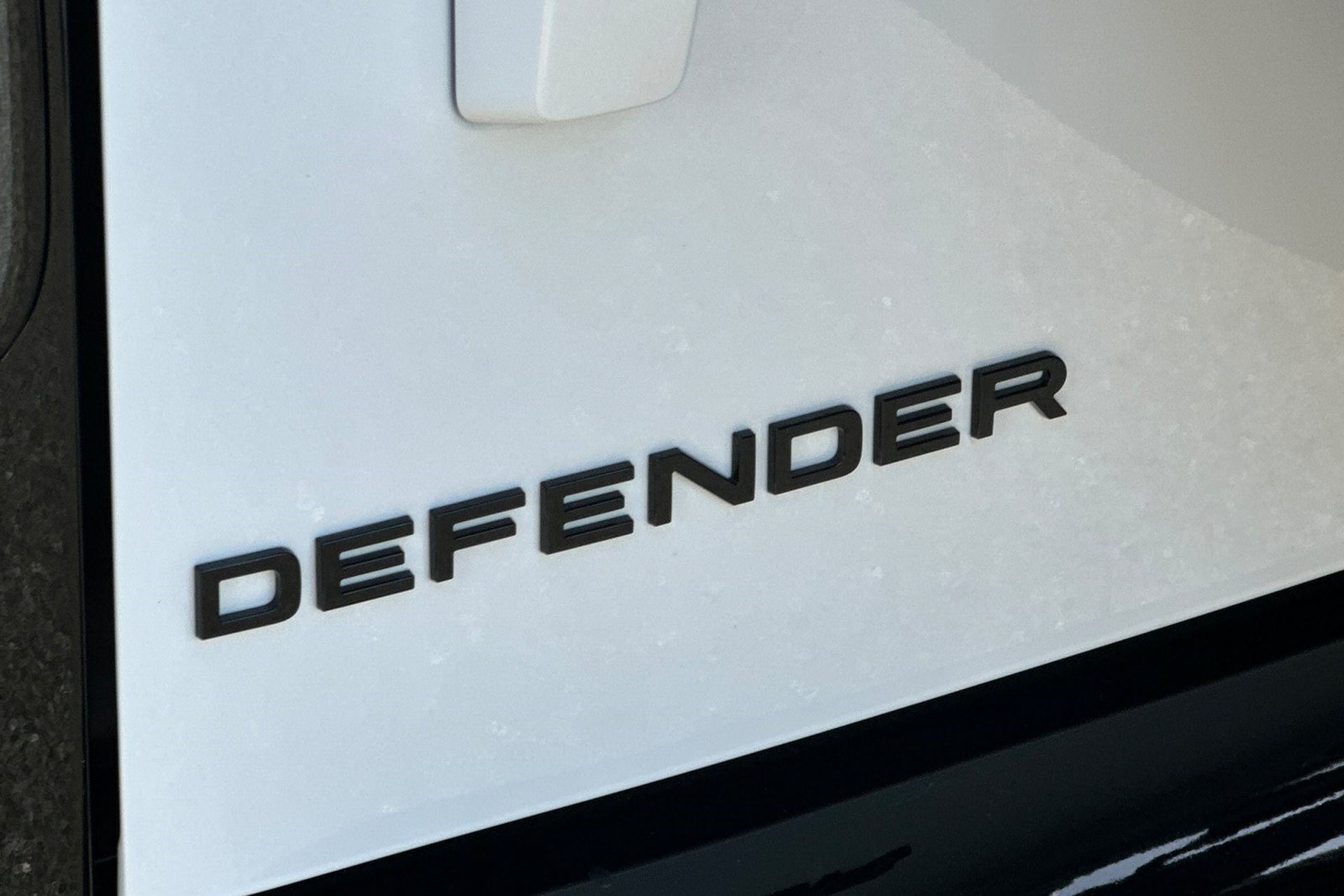 New 2026 Land Rover Defender 110 X-Dynamic SE AWD/4WD image 13