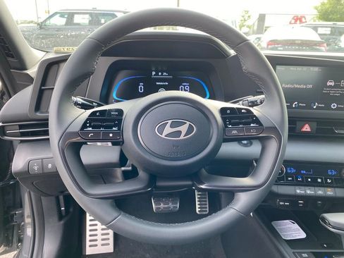 New 2026 Hyundai Elantra Sport FWD image 11