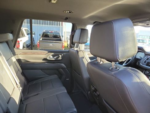 Used 2024 Chevrolet Tahoe LT RWD image 33