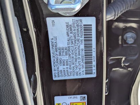 Used 2025 Honda Civic Sport image 29