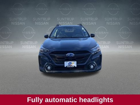 Used 2025 Subaru Outback Onyx Edition image 18