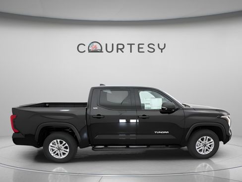 New 2025 Toyota Tundra SR5 image 26