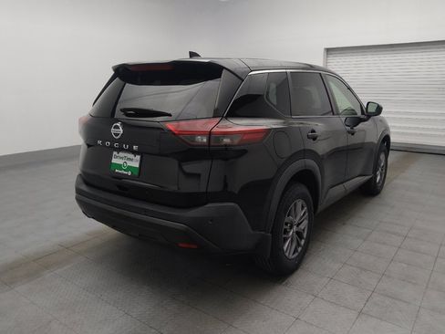 Used 2021 Nissan Rogue S FWD image 9