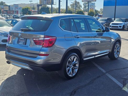Used 2017 BMW X3 xDrive28i image 5