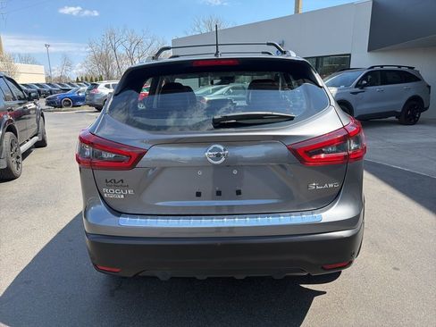 Used 2022 Nissan Rogue Sport SL AWD/4WD image 9