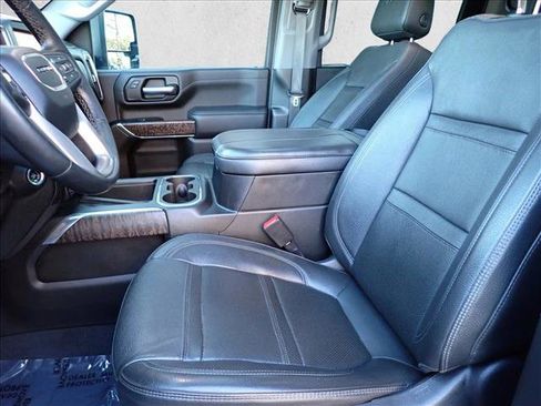 Used 2023 GMC Sierra 2500 Denali w/ Denali Ultimate Package image 13