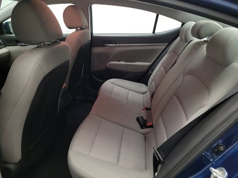 Used 2018 Hyundai Elantra SEL FWD image 18