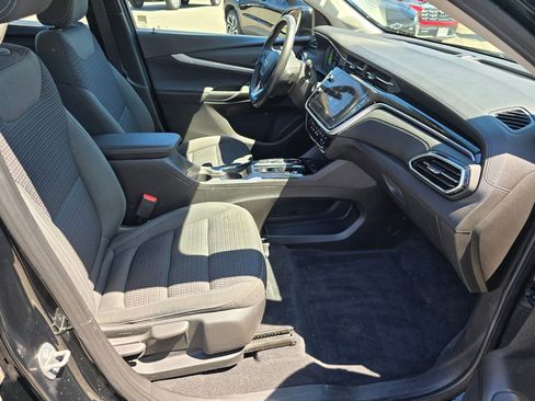 Used 2023 Chevrolet Bolt EUV LT w/ Comfort Package FWD image 12